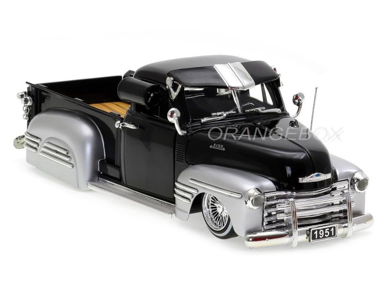 Chevrolet Lowrider Pick-Up 1951 Just Trucks Jada Toys 1:24 Preto