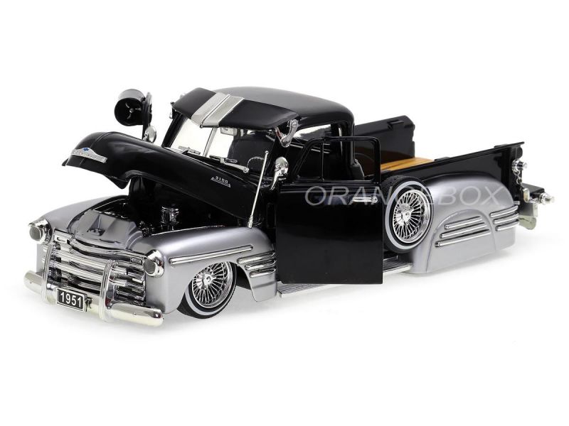 Jada Toys '51 CHEVY PICKUP 1/24 ローライダー Chevrolet Lowrider Pick-Up 1951 Just Trucks Jada Toys 1:24