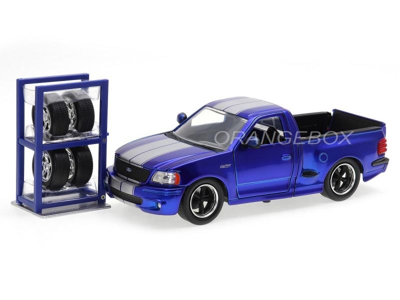 Ford F-150 SVT Lightning 1999 Just Trucks Jada Toys 1:24 + Estante