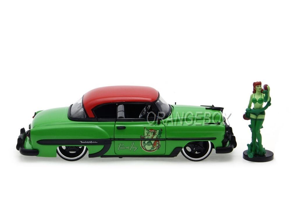 Chevrolet Bel Air 1953 + Poison Ivy Diecast DC Comics Bombshells