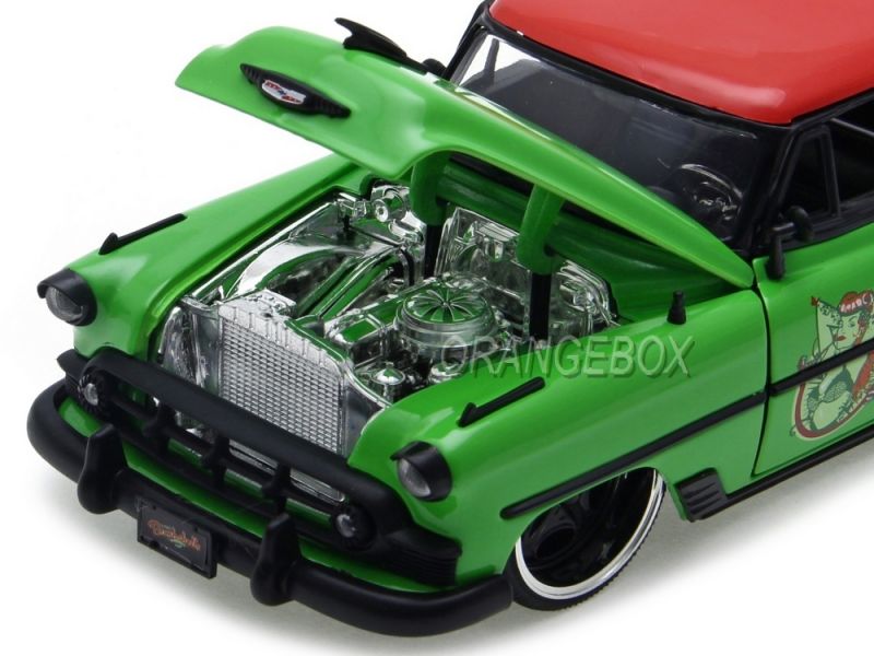 ミニカー 1953 CHEVY BEL AIR 1/24 Chevrolet Bel Air 1953 + Poison Ivy Diecast DC Comics