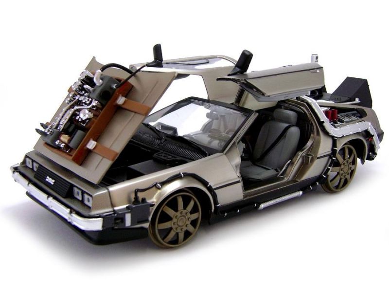 アオロン「サンスター 1/18スケール デロリアン Delorean de Volta para o Futuro 3 Railroad Sunstar 1:18 - 20 anos