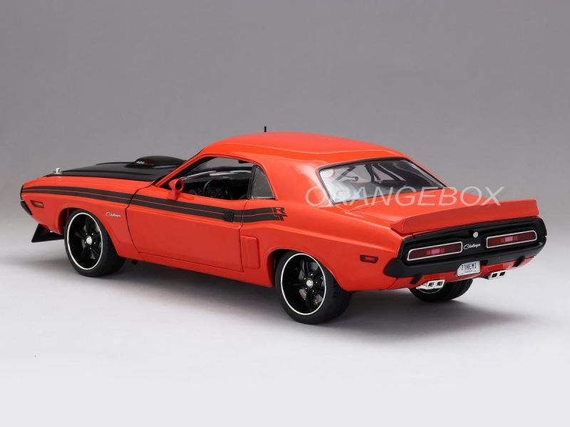 Dodge Hemi Challenger R/T 1971 Street Fighter Fireball 1:18