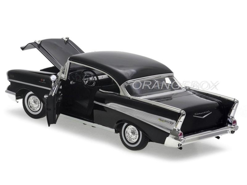 Chevrolet Bel Air 1957 Hard Top Motormax 1:18 Preto - 19