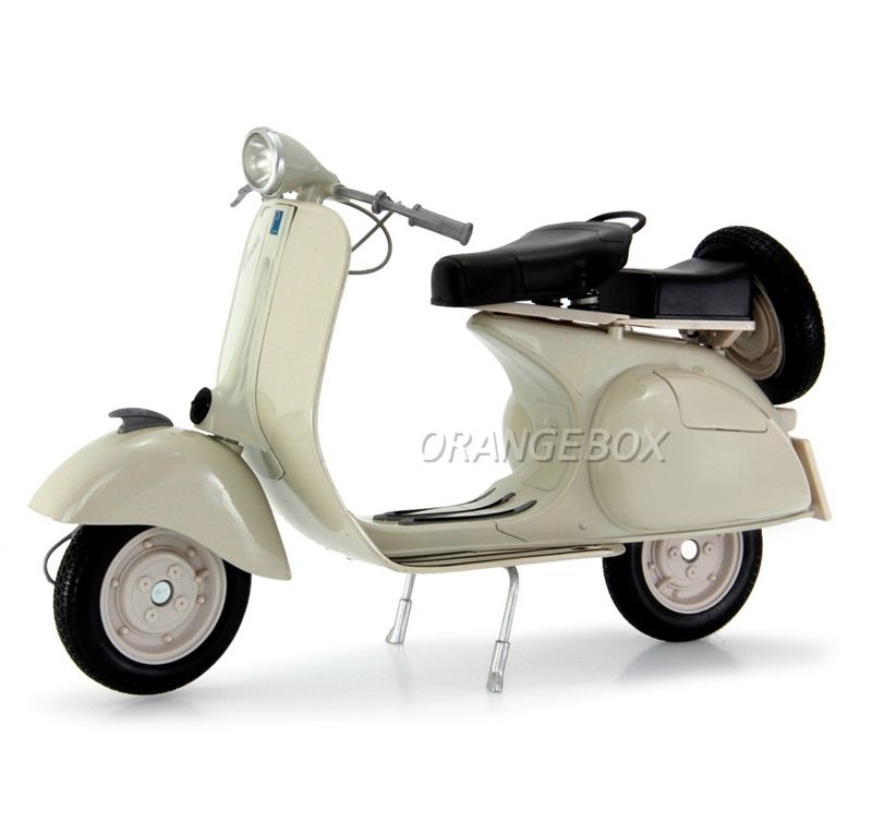 大人気定番商品 150 Vespa VL de on-line Loja anos! 18 - 1:6 Ray New 1955 1T ミニカー
