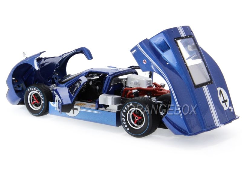 Ford GT MK IV 1967 #3 24 Horas Le Mans Shelby Collectibles 1:18