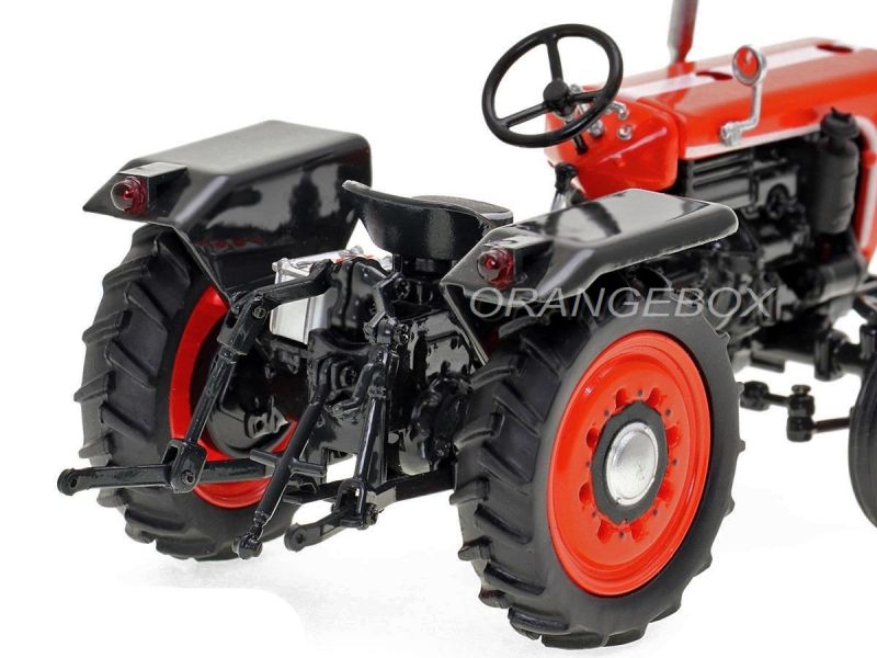 KUBOTA置物、 Trator Kubota T15 (1960) 1:32 Universal Hobbies - 20 anos! Loja on