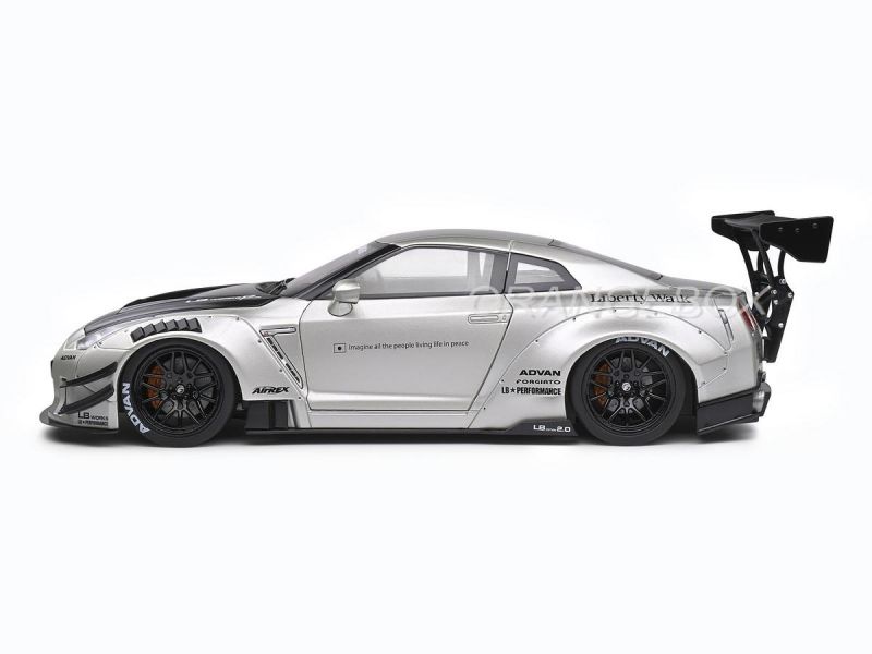 Nissan GT-R (R35) 2020 Liberty Walk Body Kit 2.0 1:18 Solido
