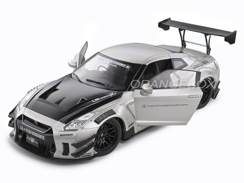 Liberty Walk Nissan GT-R ミニカーセット Nissan GT-R (R35) Liberty Walk Body Kit 2.0 2020 1:18 Solido - 20
