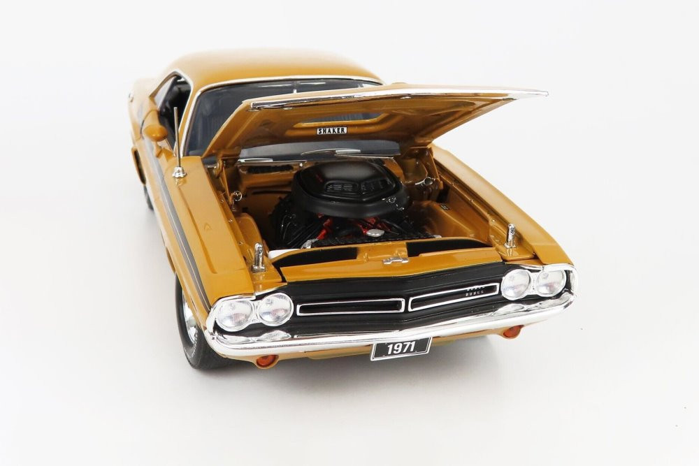 Dodge Challenger R/T Hemi 1971 1:18 Acme Dourado - 19 anos! Loja