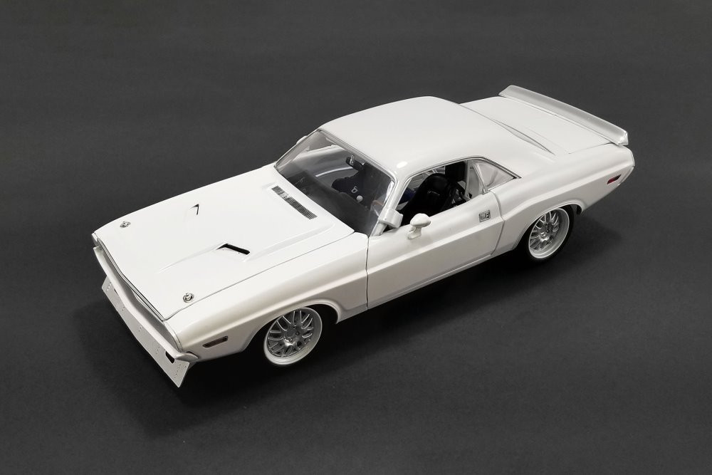 Dodge Challenger Street Fighter 1970 Kowalski 1:18 Acme Branco