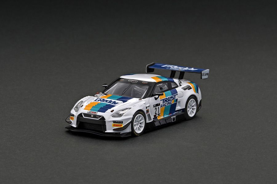Nissan GT-R Nismo GT3 Luis Moreno c/ Caminhão 1:64 Tarmac Works