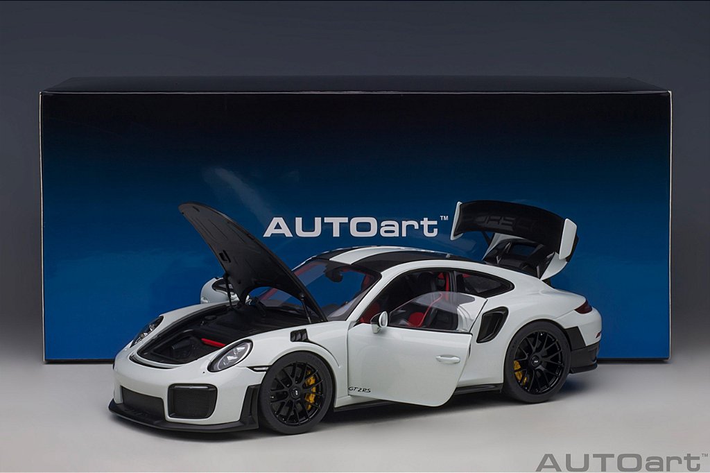Porsche 911 (991.2) GT2 RS Weissach Package 1:18 Autoart Branco