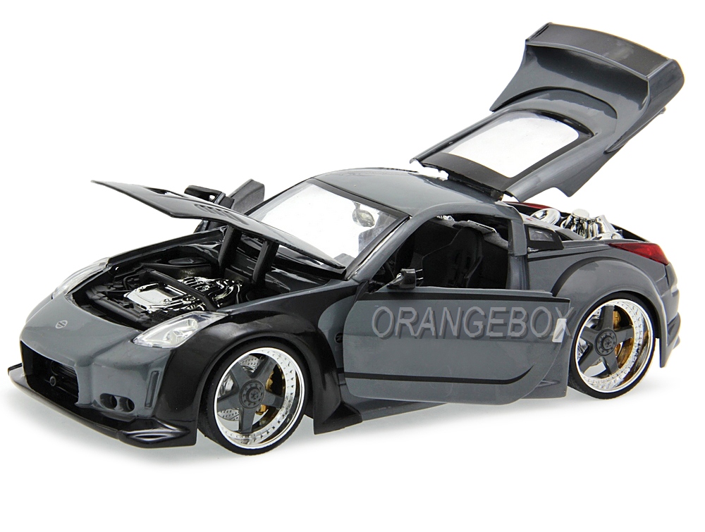 D.K s Nissan 350Z Velozes e Furiosos Jada Toys 1:24 - 19 anos