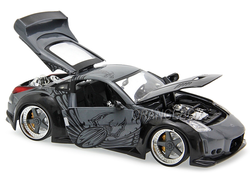 D.K s Nissan 350Z Velozes e Furiosos Jada Toys 1:24 - 20 anos