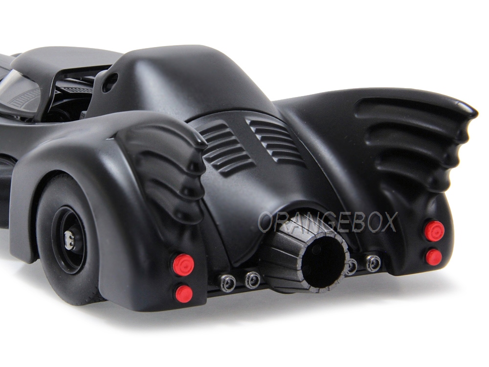 Batmóvel 1989 + Figura Batman (em metal) Jada Toys 1:24 - 19