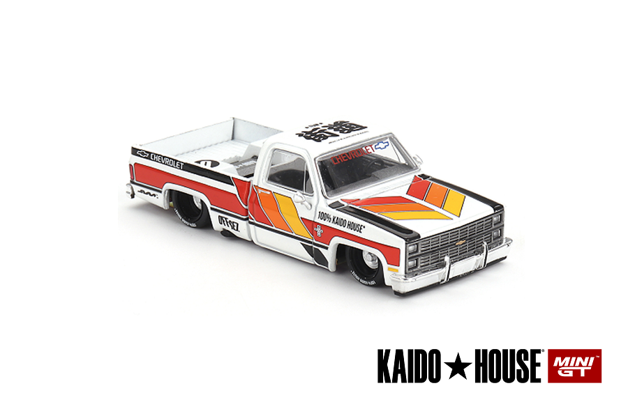 Chevrolet Silverado KAIDO WORKS V1 1:64 Mini GT Branco - 20 anos