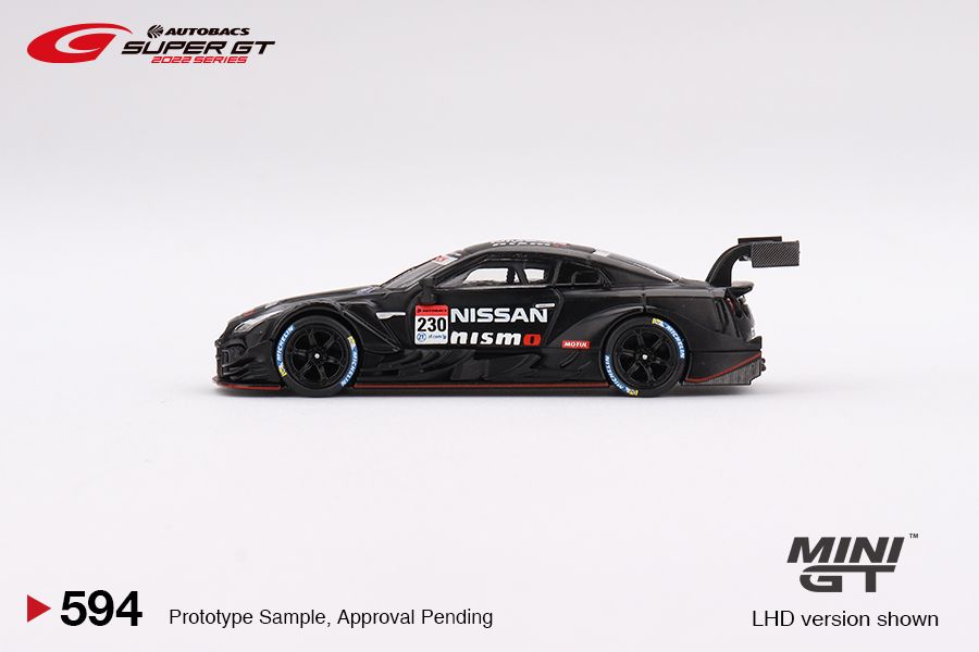 Nissan GT-R Nismo GT500 2021 Prototype 1:64 Mini GT - 20 anos