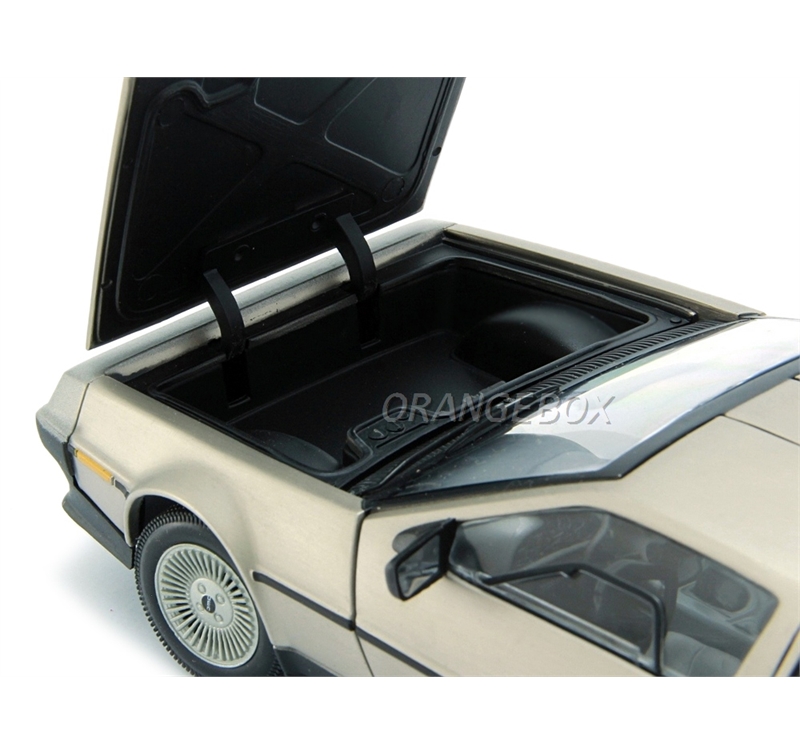 1/18ミニカー　DE LOREAN LK 1981 1/18 1981 De lorean car model car Model gold Edition | eBay