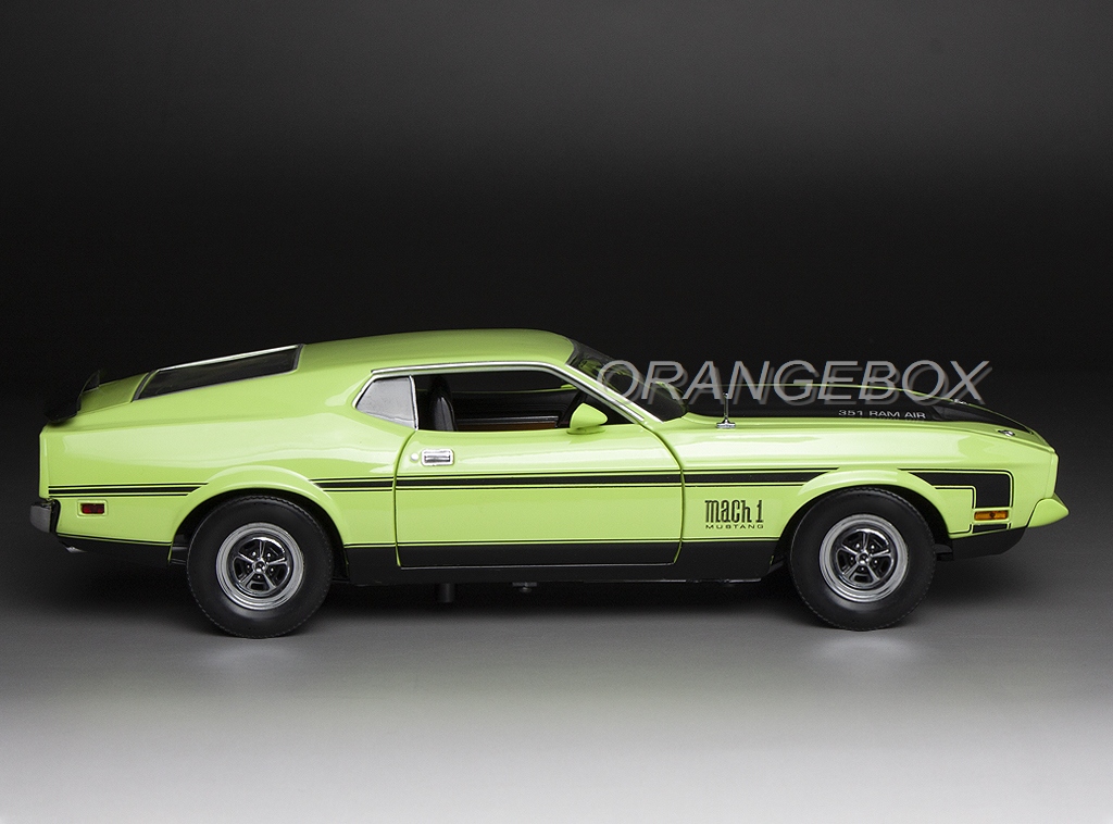 Ford Mustang Mach 1 1971 1:18 Sunstar Verde - 20 anos! Loja on
