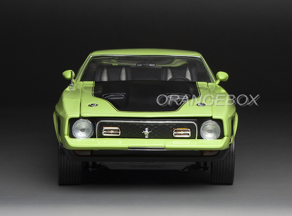 ★美品★ 1/18 1971 フォード マスタング マッハ 1 グラバーグリーン 1/18 1971 フォード マスタング マッハ 1 グラバーグリーン