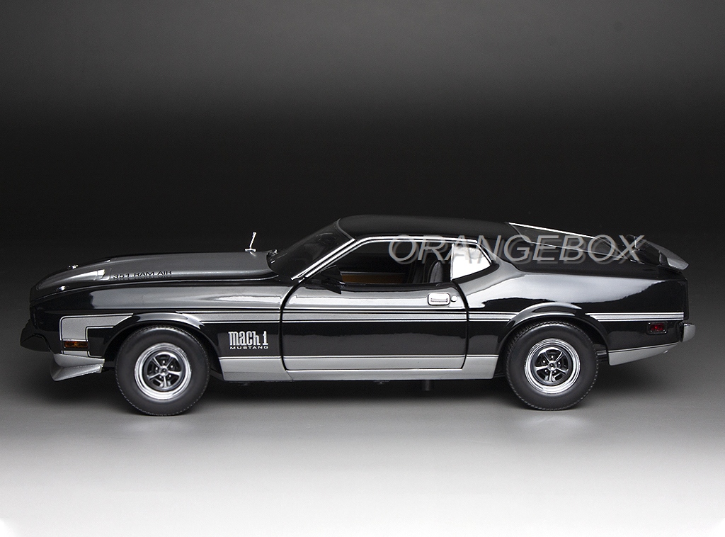 Ford Mustang Mach 1 1971 1:18 Sunstar Preto - 20 anos! Loja on