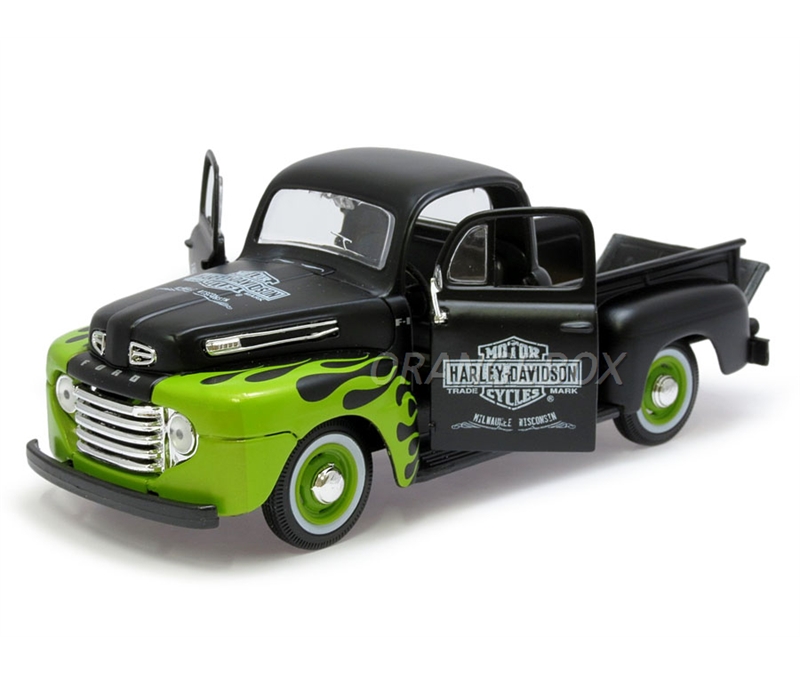 Ford F-1 Pick Up 1948 1:24 Harley Davidson + Panhead FL 1948