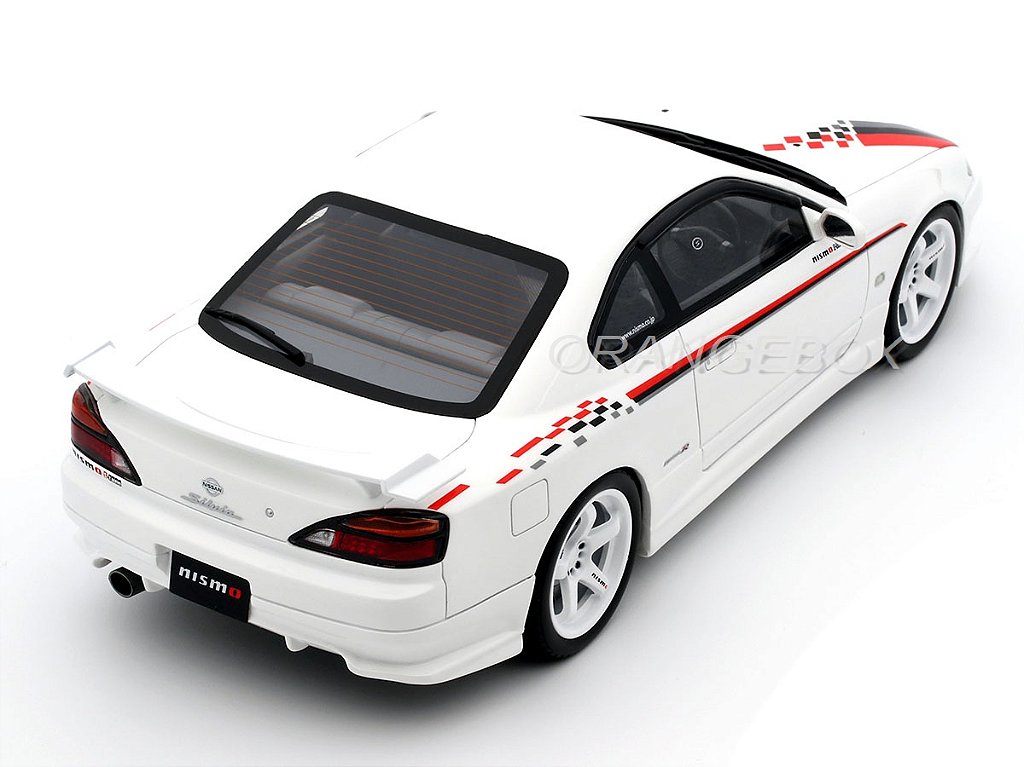 Nissan Silvia (S15 NISMO S-tune) 2000 1:18 OttOmobile - 19 anos
