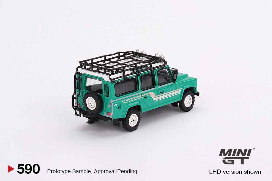 Land Rover Defender 110 1985 County Station 1:64 Mini GT