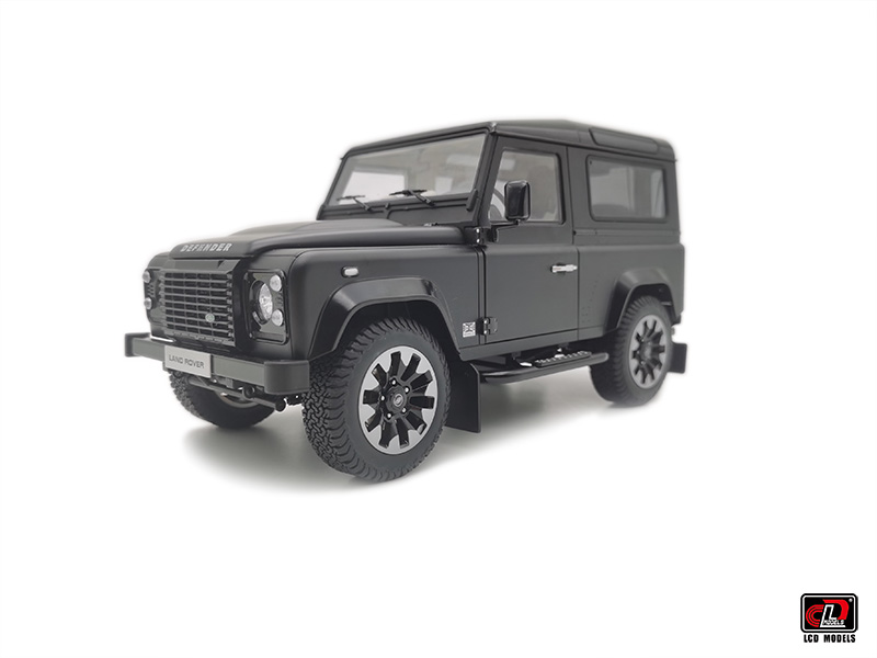 Land Rover Defender 90 Works V8 70th Edition 1:18 LCD Models Preto