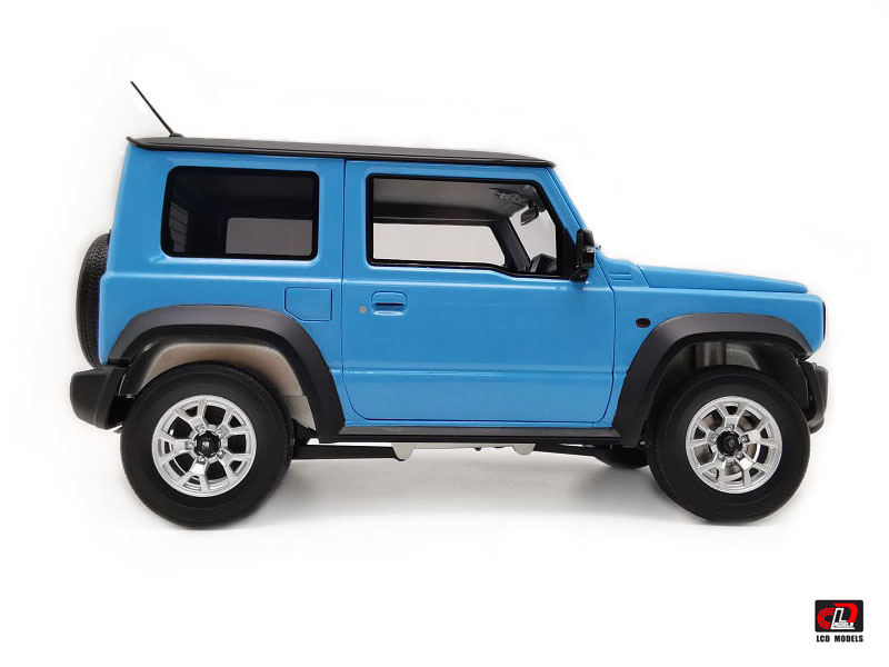 Suzuki Jimny Sierra 1:18 LCD Models Azul - 20 anos! Loja on-line