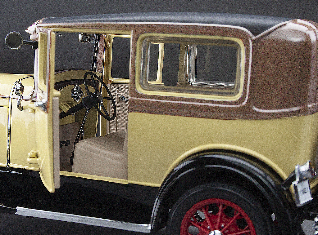 Ford Model A Tudor 1931 Sunstar 1:18 Bege - 20 anos! Loja on-line