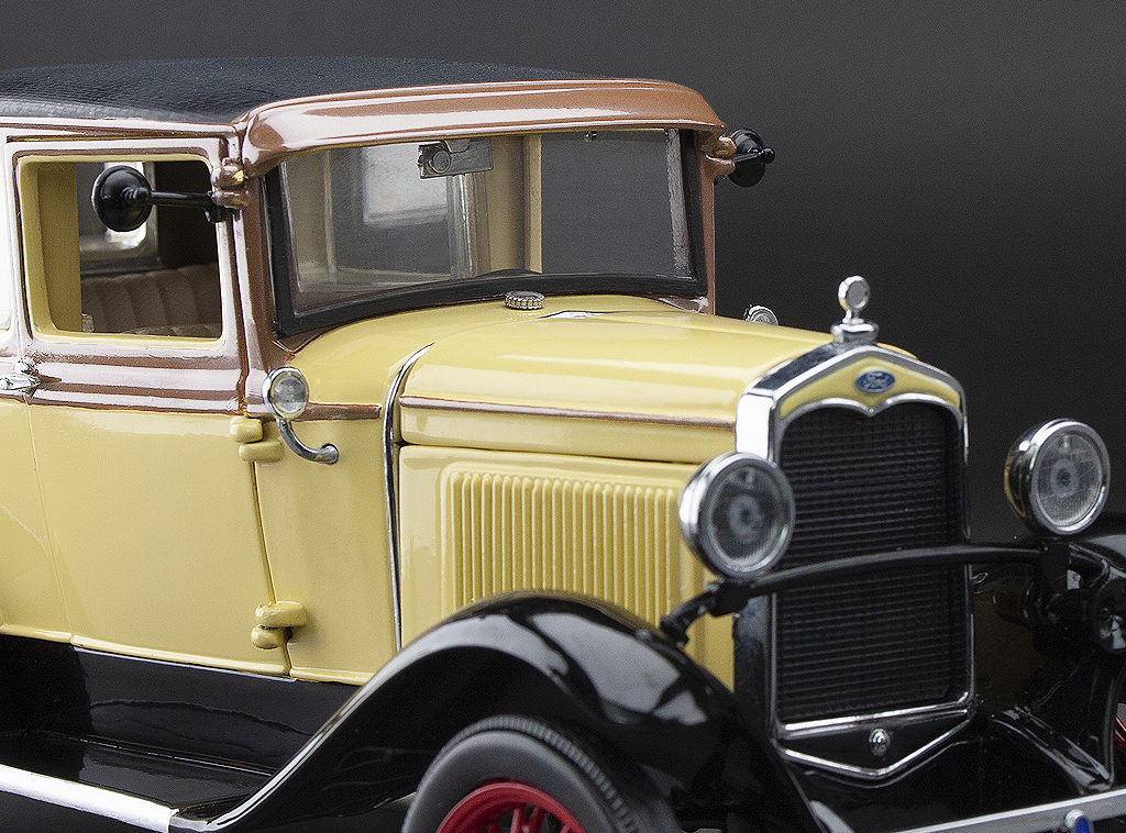 Ford Model A Tudor 1931 Sunstar 1:18 Bege - 20 anos! Loja on-line