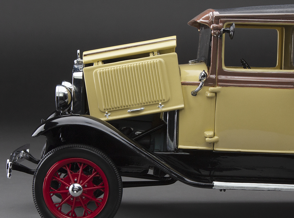 Ford Model A Tudor 1931 Sunstar 1:18 Bege - 20 anos! Loja on-line
