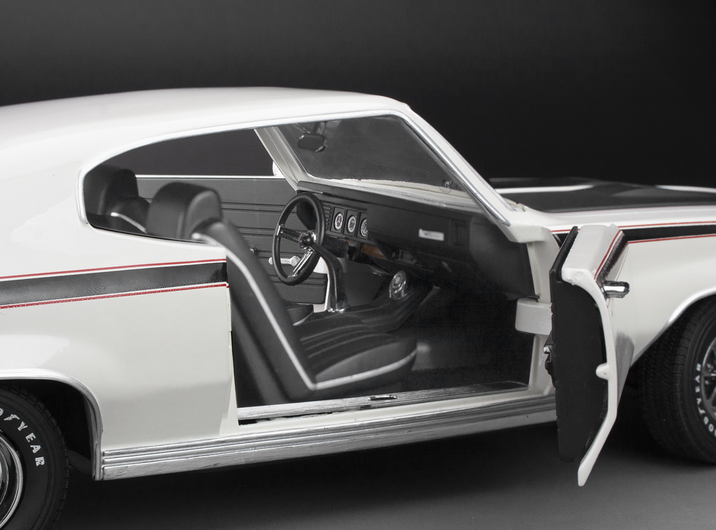 Buick GSX 1970 1:18 Sunstar Branco - 19 anos! Loja on-line de