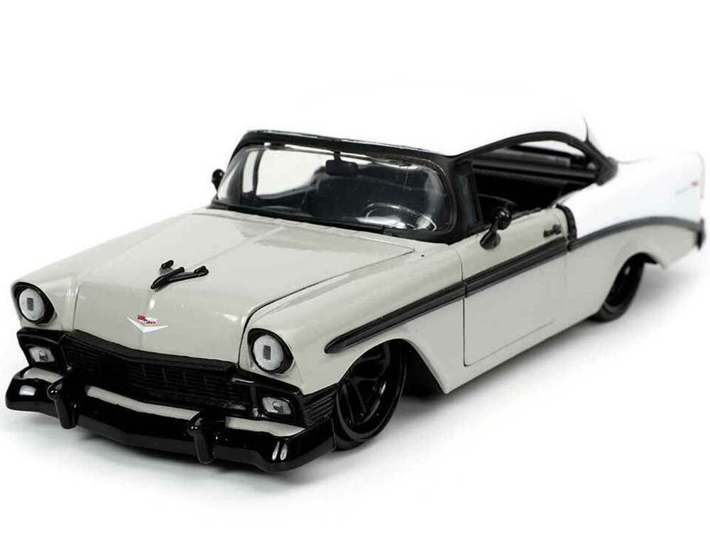 Chevy Bel Air 1956 1:24 Jada Toys Branco - 20 anos! Loja on-line