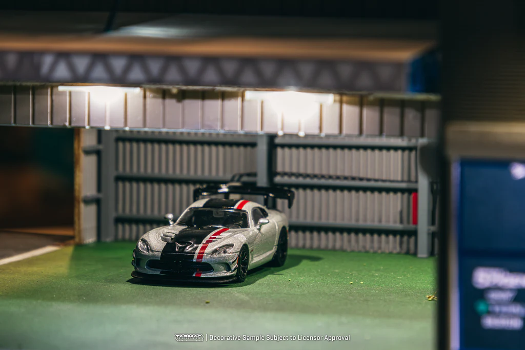 Dodge Viper ACR Extreme 1:64 Tarmac Works Cinza - 20 anos! Loja on