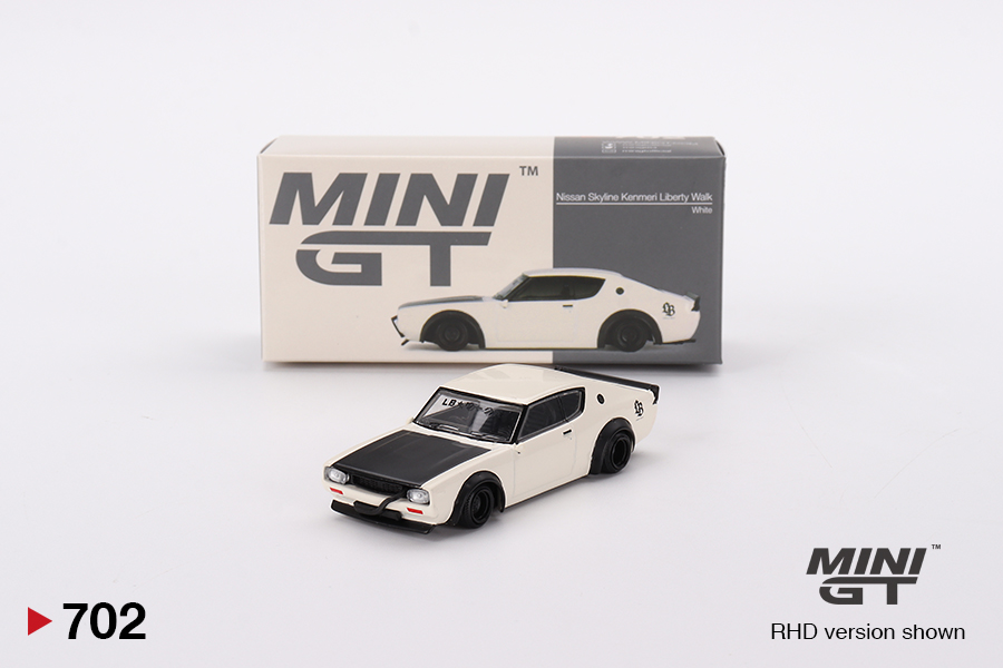 Nissan Skyline Kenmeri Liberty Walk 1:64 Mini GT Branco - 19 anos