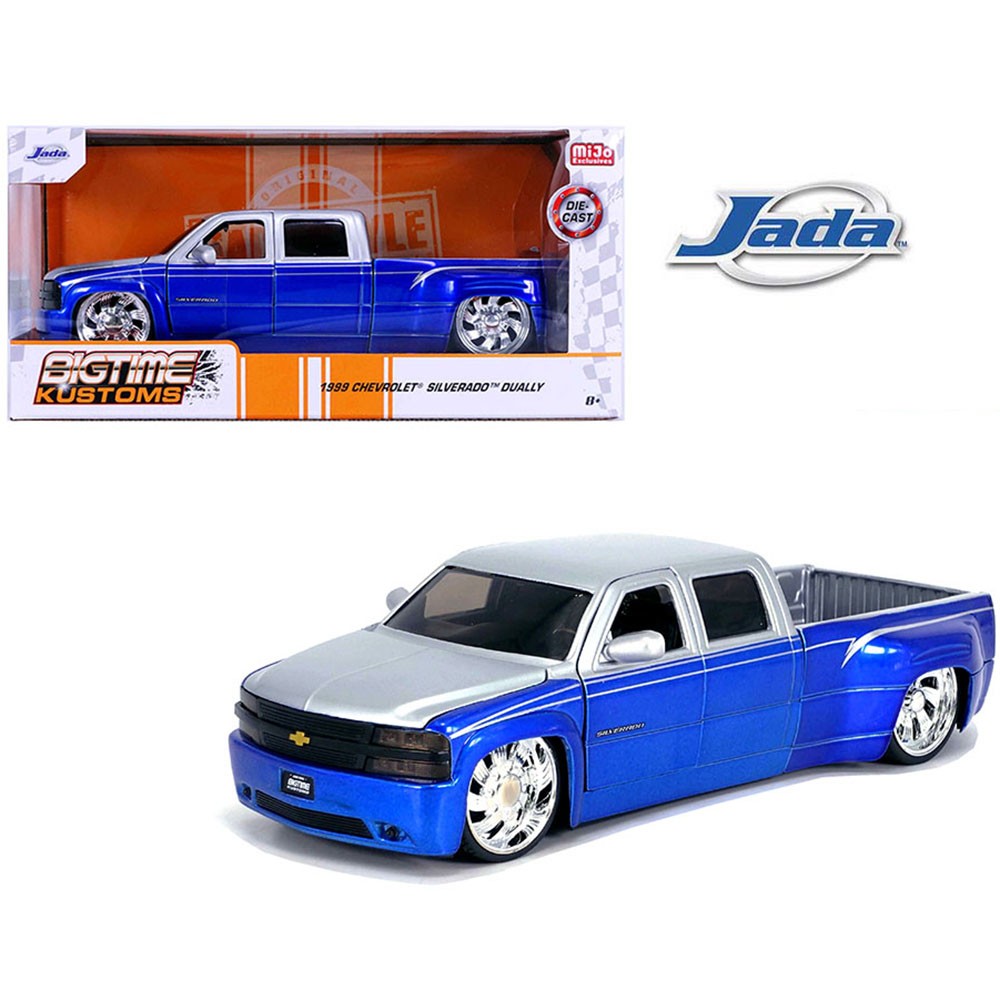ミニカー 1999 CHEVY SILVERADO DOOLEY 1/24 箱入り ミニカー 1999 CHEVROLET SILVERADO DUALLY メタリック