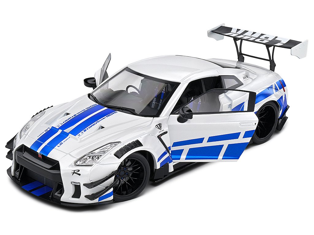 Nissan GT-R R35 Liberty Walk Body Kit 2.0 Coupe 2024 1:18 Solido