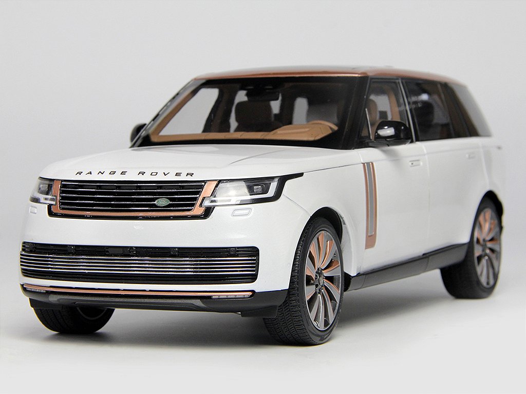 Land Rover Range Rover 2022 1:18 LCD Models Branco - 20 anos! Loja
