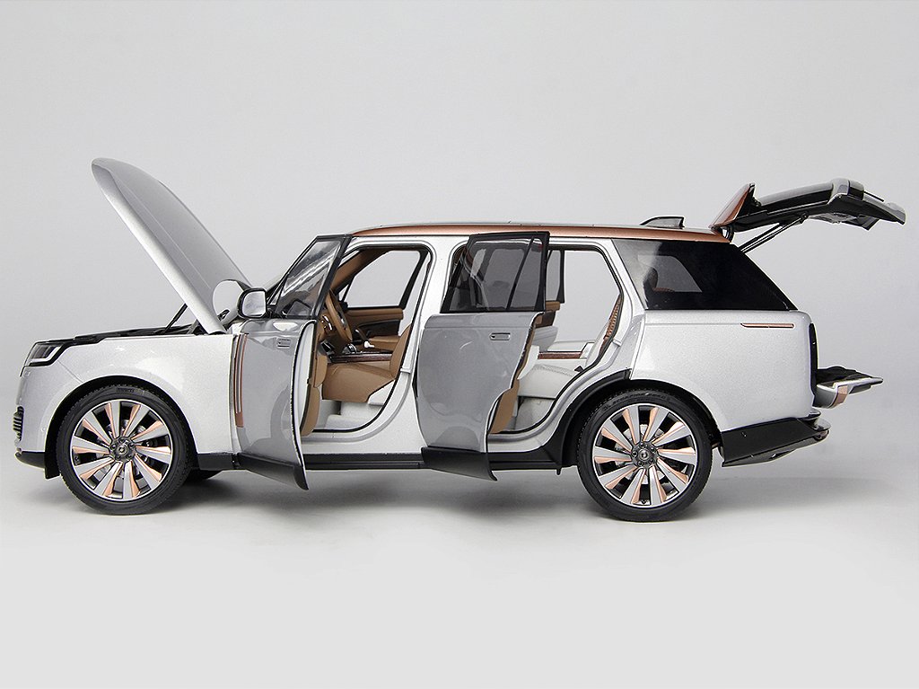 Land Rover Range Rover 2022 1:18 LCD Models Prata - 20 anos! Loja