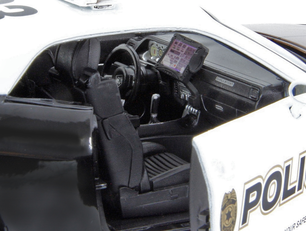 Dodge Challenger Concept 2006 Police Maisto 1:18 - 20 anos! Loja