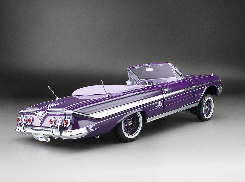1961 シボレー・インパラ・コンバーチブル・ローライダー　(パープル) Chevrolet Impala 1961 Open Convertilbe Lowrider 1:18 Sunstar