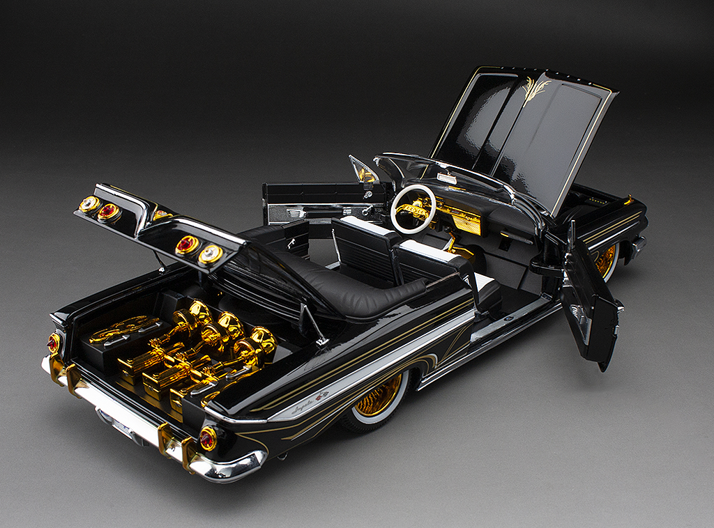 Chevrolet Impala 1961 Open Convertilbe Lowrider 1:18 Sunstar Preto
