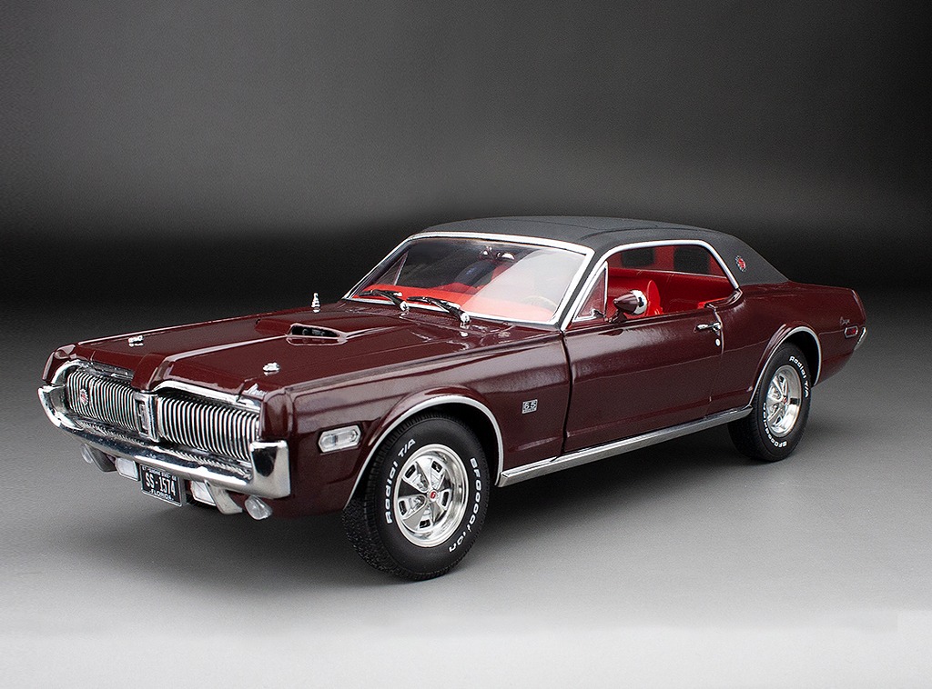 Mercury Cougar 1968 XR7G 1:18 Sunstar - 20 anos! Loja on-line de