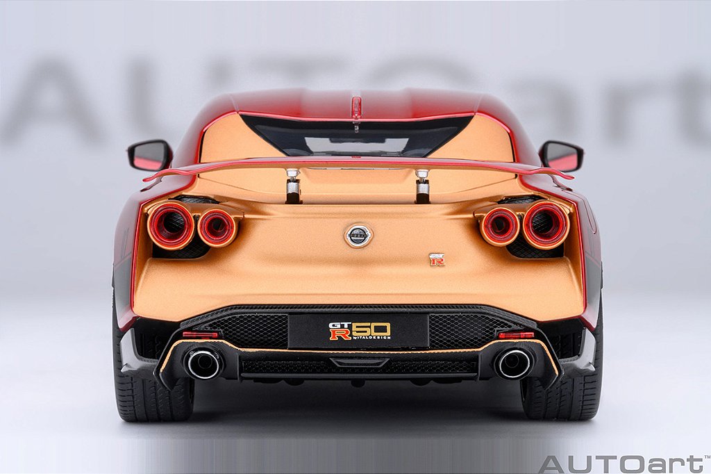 Nissan GT-R50 by ITALDESIGN 1:18 Autoart Vermelho - 20 anos! Loja