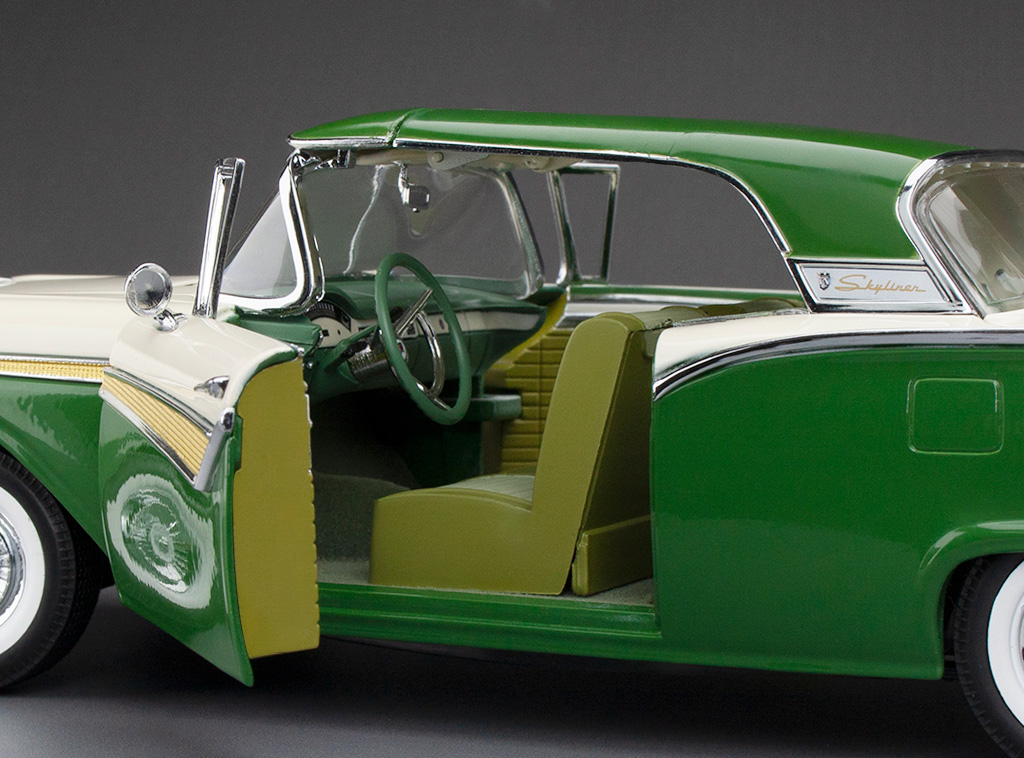 Ford Fairlane 500 Skyliner 1957 1:18 Sunstar Verde - 20 anos! Loja