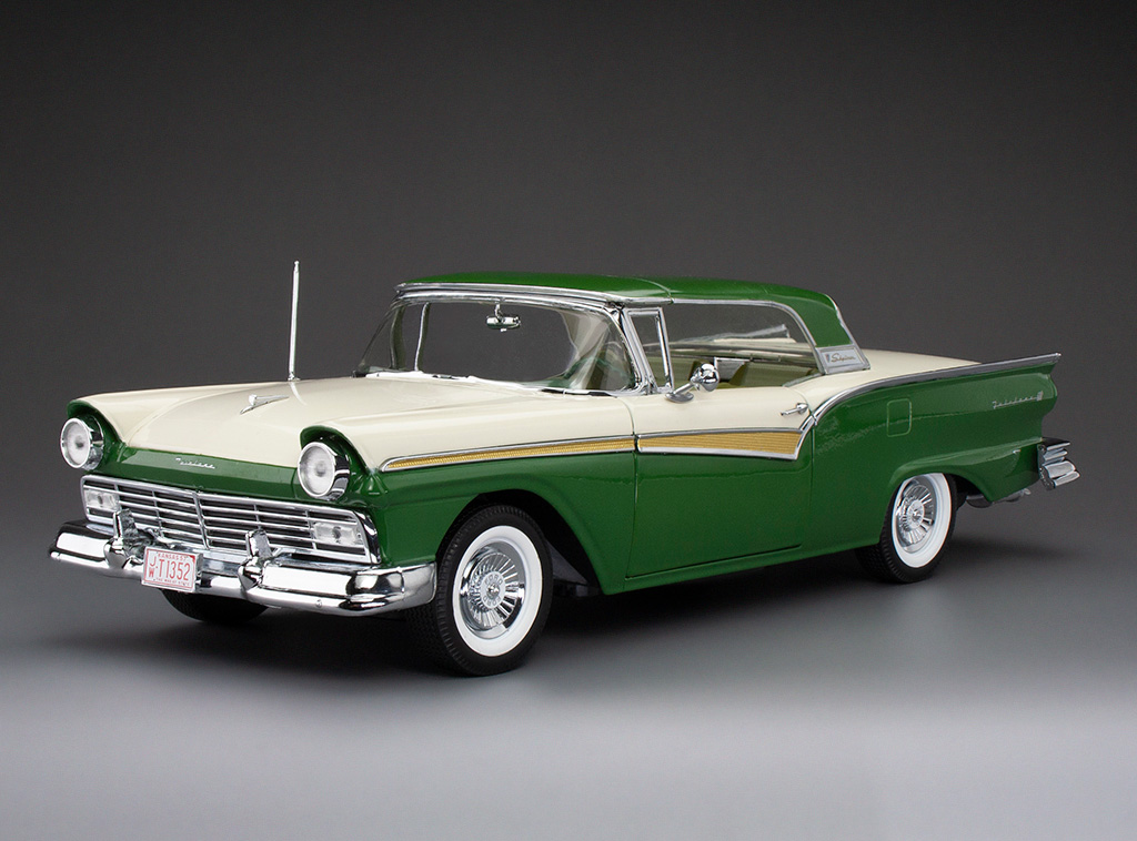 Fairfield Mint 1957 Ford Fairlane 重いです。 Ford Fairlane 500 Skyliner 1957 1:18 Sunstar Verde - 20 anos! Loja