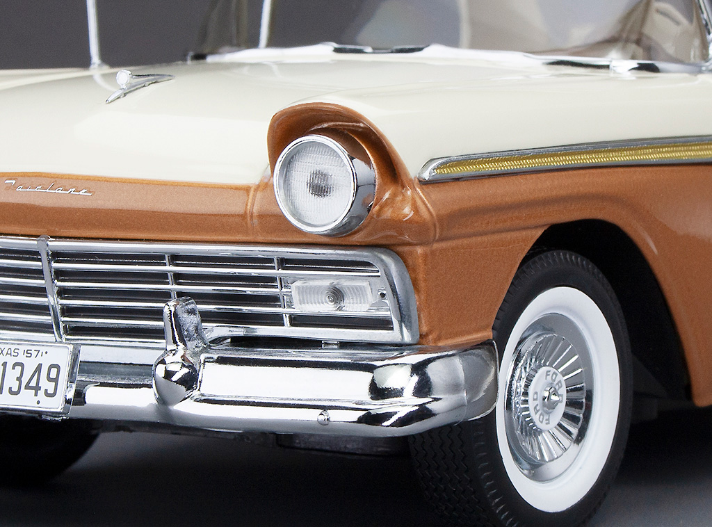 Ford Fairlane 500 Skyliner 1957 1:18 Sunstar - 20 anos! Loja on